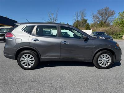 2014 Nissan Rogue S   - Photo 5 - Jonestown, PA 17038