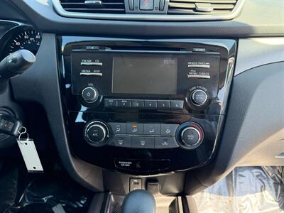 2014 Nissan Rogue S   - Photo 20 - Jonestown, PA 17038