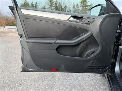 2012 Volkswagen Jetta TDI   - Photo 9 - Jonestown, PA 17038