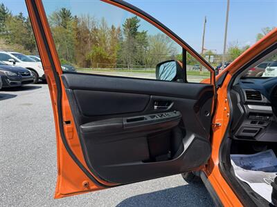 2014 Subaru XV Crosstrek 2.0i Premium   - Photo 9 - Jonestown, PA 17038