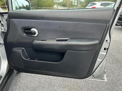 2007 Nissan Versa 1.8 S   - Photo 15 - Jonestown, PA 17038