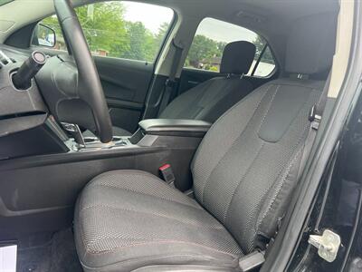 2015 Chevrolet Equinox LT   - Photo 10 - Jonestown, PA 17038