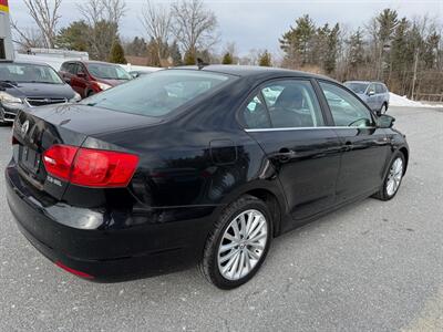2011 Volkswagen Jetta SEL PZEV   - Photo 7 - Jonestown, PA 17038