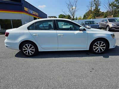 2017 Volkswagen Jetta 1.4T SE   - Photo 5 - Jonestown, PA 17038