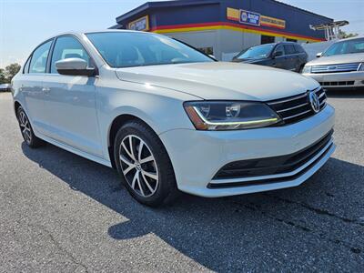 2017 Volkswagen Jetta 1.4T SE   - Photo 6 - Jonestown, PA 17038