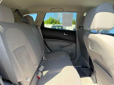 2015 Nissan Rogue Select S - Photo 15 - Jonestown, PA 17038