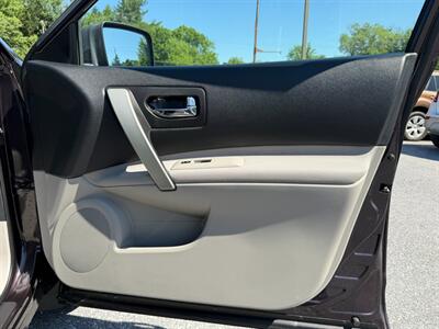 2015 Nissan Rogue Select S - Photo 17 - Jonestown, PA 17038