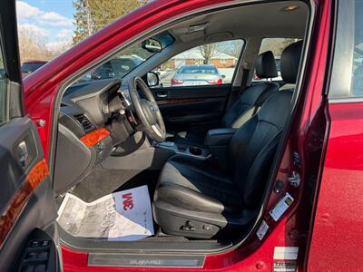 2011 Subaru Legacy 2.5i Limited   - Photo 8 - Jonestown, PA 17038