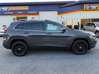 2016 Jeep Cherokee Latitude   - Photo 5 - Jonestown, PA 17038