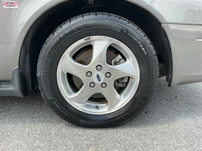 2003 Ford Taurus SES Deluxe   - Photo 9 - Jonestown, PA 17038