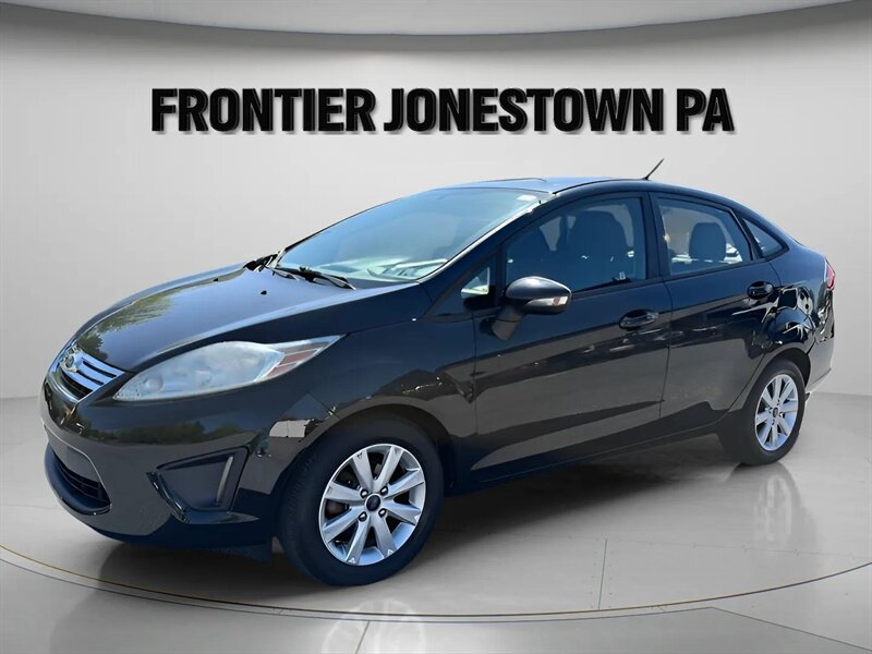 2013 Ford Fiesta SE  