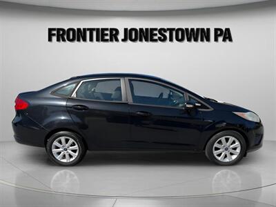 2013 Ford Fiesta SE - Photo 4 - Jonestown, PA 17038
