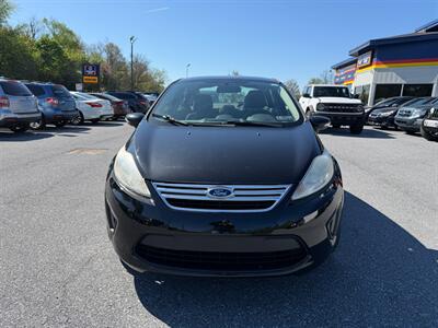 2013 Ford Fiesta SE   - Photo 3 - Jonestown, PA 17038