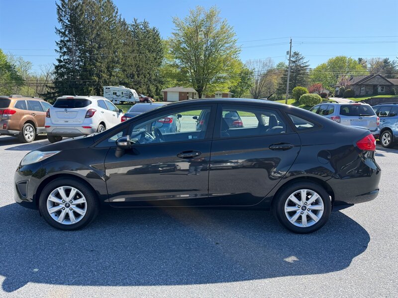 2013 Ford Fiesta SE