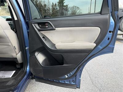 2016 Subaru Forester 2.5i   - Photo 14 - Jonestown, PA 17038