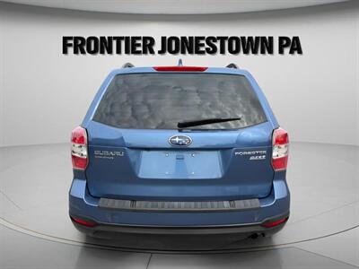 2016 Subaru Forester 2.5i   - Photo 6 - Jonestown, PA 17038