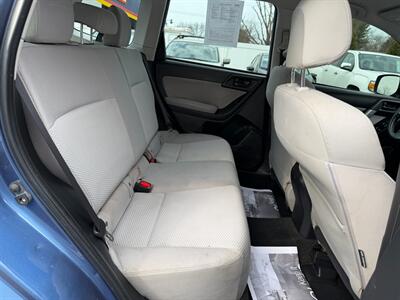 2016 Subaru Forester 2.5i   - Photo 15 - Jonestown, PA 17038