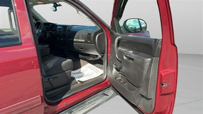 2013 Chevrolet Silverado 1500 LT - Photo 11 - Jonestown, PA 17038