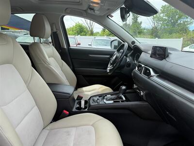 2017 Mazda CX-5 Touring   - Photo 17 - Jonestown, PA 17038