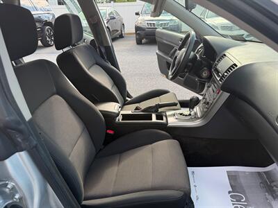 2006 Subaru Legacy 2.5i Special Edition   - Photo 16 - Jonestown, PA 17038