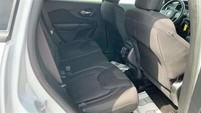 2015 Jeep Cherokee Latitude   - Photo 18 - Jonestown, PA 17038