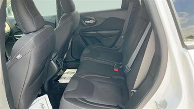 2015 Jeep Cherokee Latitude   - Photo 15 - Jonestown, PA 17038
