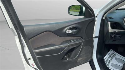 2015 Jeep Cherokee Latitude   - Photo 12 - Jonestown, PA 17038