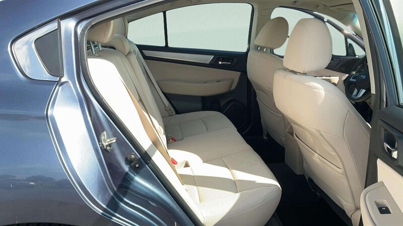 2016 Subaru Legacy 2.5i Premium - Photo 11 - Jonestown, PA 17038