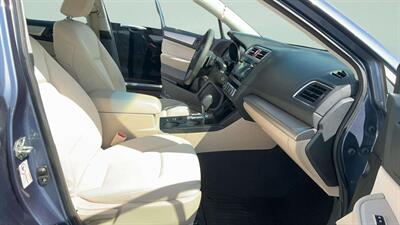 2016 Subaru Legacy 2.5i Premium - Photo 16 - Jonestown, PA 17038
