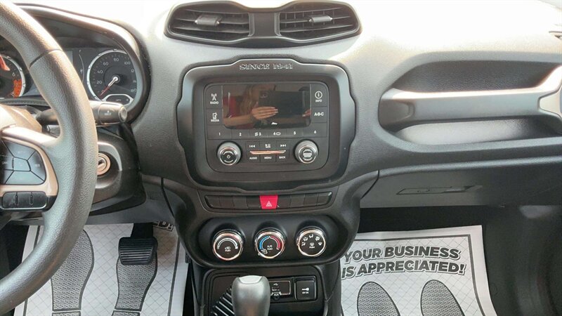 2015 Jeep Renegade Sport - Photo 13 - Jonestown, PA 17038