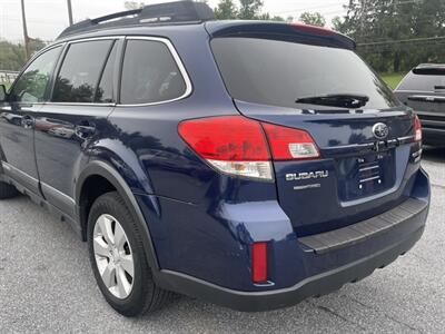 2010 Subaru Outback 2.5i Premium   - Photo 8 - Jonestown, PA 17038