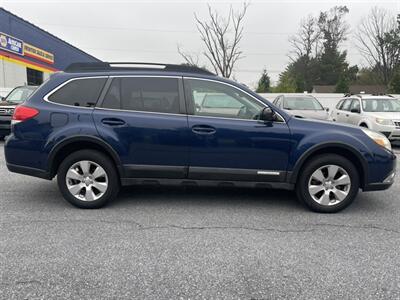 2010 Subaru Outback 2.5i Premium   - Photo 5 - Jonestown, PA 17038