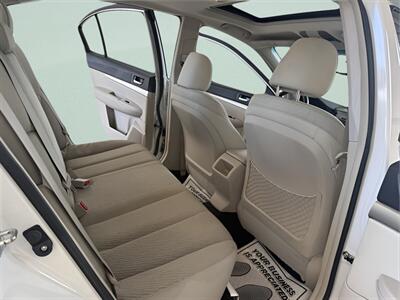 2011 Subaru Legacy 2.5i Premium   - Photo 14 - Jonestown, PA 17038