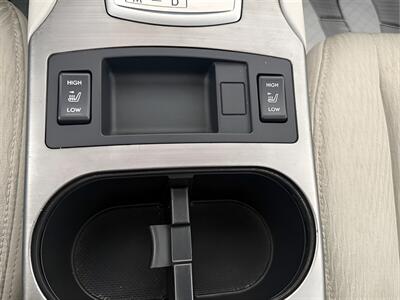 2011 Subaru Legacy 2.5i Premium   - Photo 18 - Jonestown, PA 17038