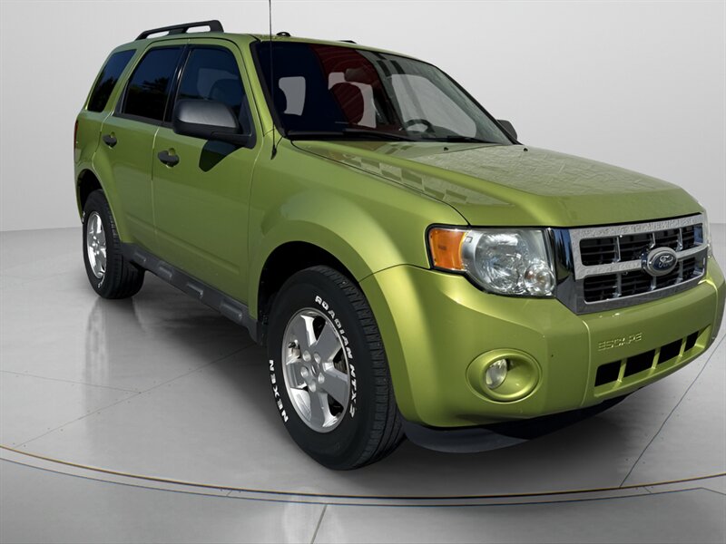 2012 Ford Escape XLT - Photo 4 - Jonestown, PA 17038