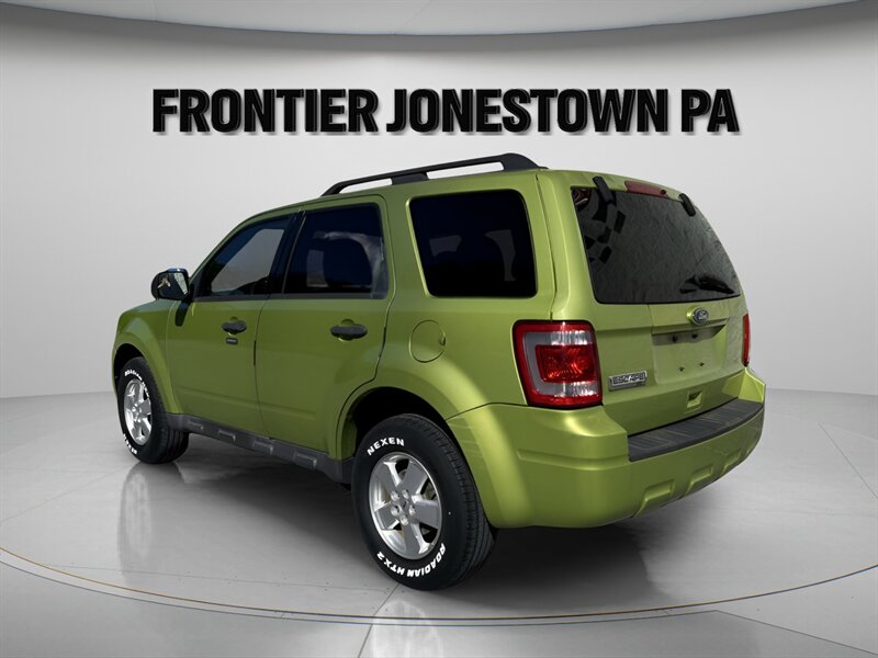 2012 Ford Escape XLT - Photo 8 - Jonestown, PA 17038