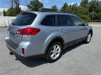 2014 Subaru Outback 2.5i Limited   - Photo 6 - Jonestown, PA 17038