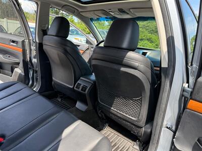 2014 Subaru Outback 2.5i Limited   - Photo 16 - Jonestown, PA 17038