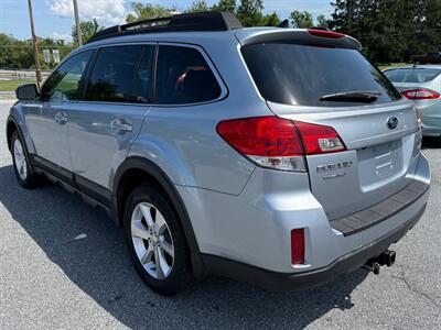 2014 Subaru Outback 2.5i Limited   - Photo 8 - Jonestown, PA 17038