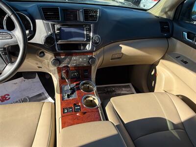 2013 Toyota Highlander Limited   - Photo 13 - Jonestown, PA 17038