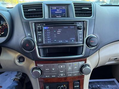 2013 Toyota Highlander Limited   - Photo 24 - Jonestown, PA 17038