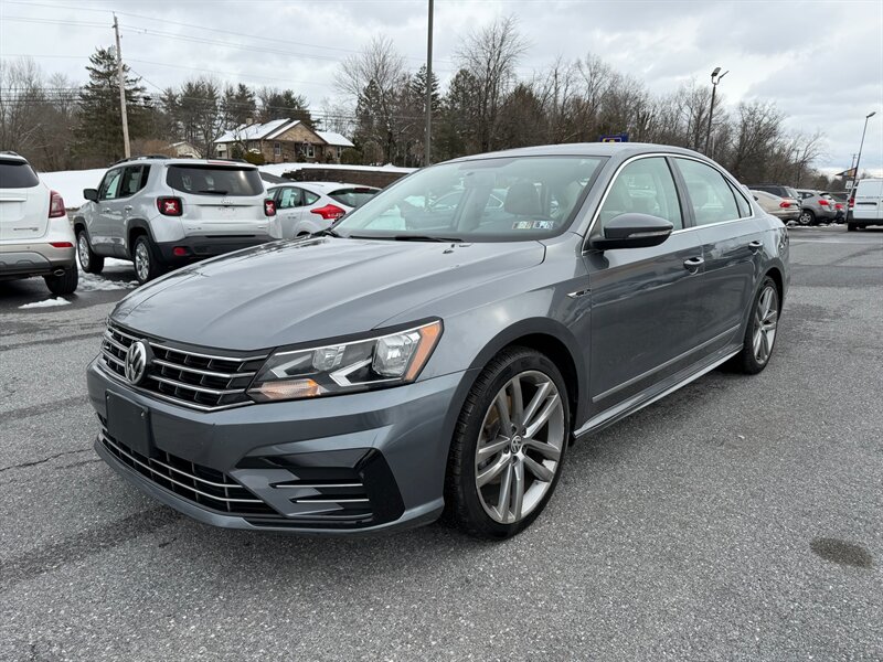 2017 Volkswagen Passat 1.8T R-Line  