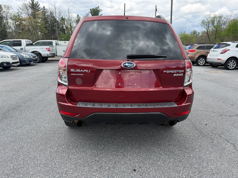 2011 Subaru Forester 2.5X Premium - Photo 7 - Jonestown, PA 17038