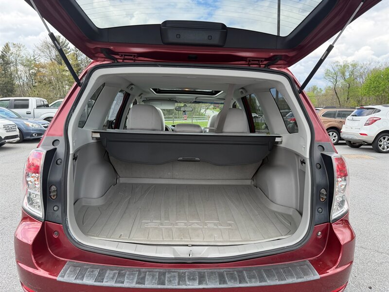 2011 Subaru Forester 2.5X Premium - Photo 13 - Jonestown, PA 17038