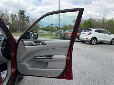 2011 Subaru Forester 2.5X Premium - Photo 17 - Jonestown, PA 17038