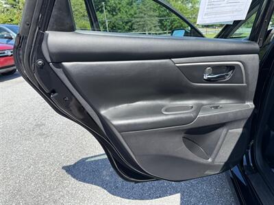 2015 Nissan Altima 2.5   - Photo 11 - Jonestown, PA 17038