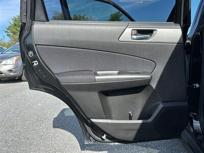 2013 Subaru Forester 2.5X Premium   - Photo 12 - Jonestown, PA 17038