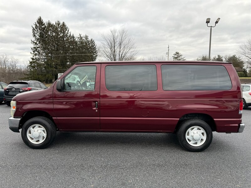 2008 Ford E-Series Econoline Wagon XL's photo