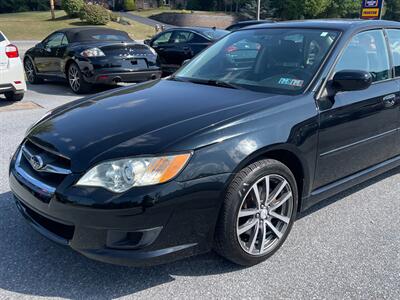 2009 Subaru Legacy 2.5i Special Edition   - Photo 2 - Jonestown, PA 17038