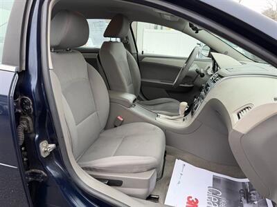 2012 Chevrolet Malibu LT   - Photo 21 - Jonestown, PA 17038